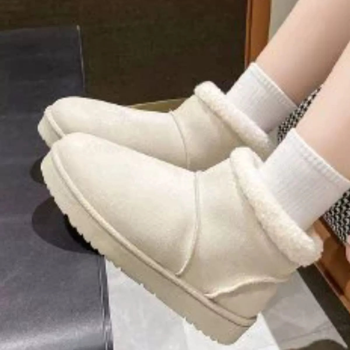 Round Toe Platform Boots