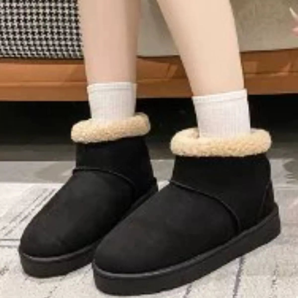 Round Toe Platform Boots