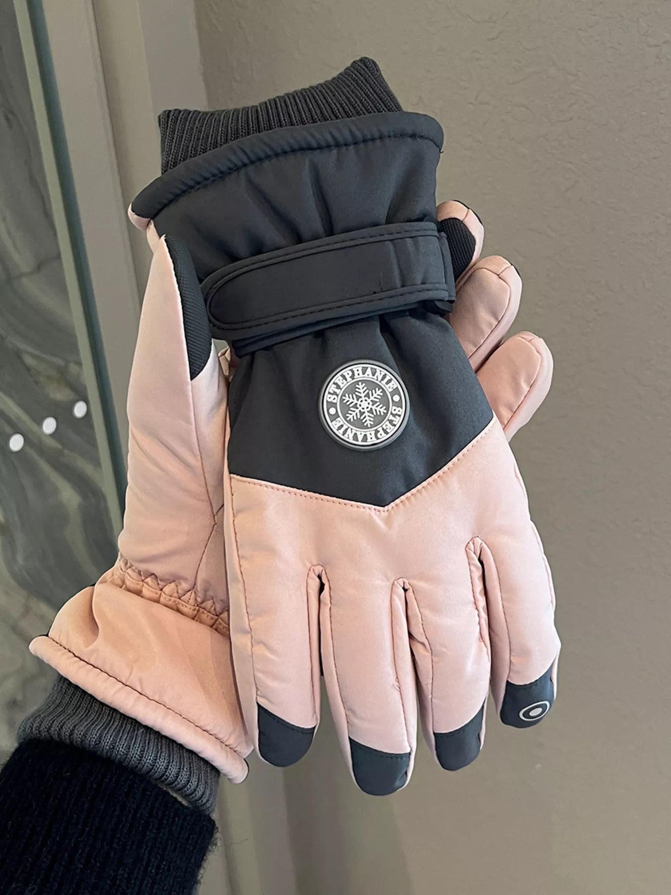 Waterproof Color Block Gloves