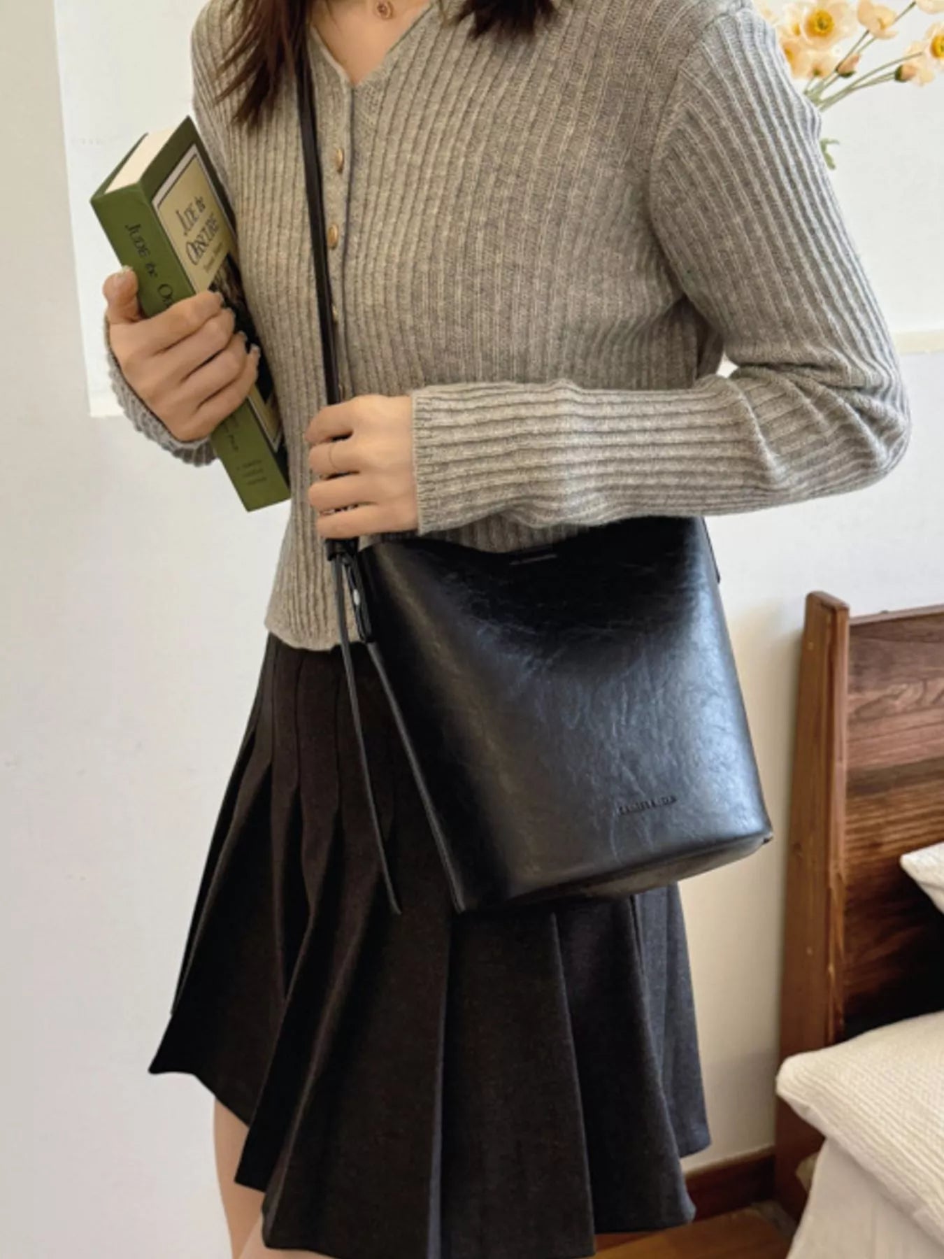 Vintage Style Bucket Crossbody Bag
