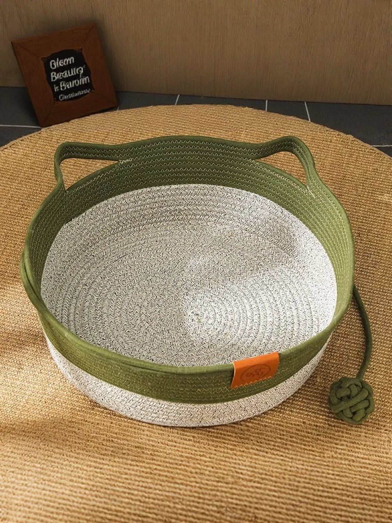 Woven Rattan Scratch-Resistant Cat Nest
