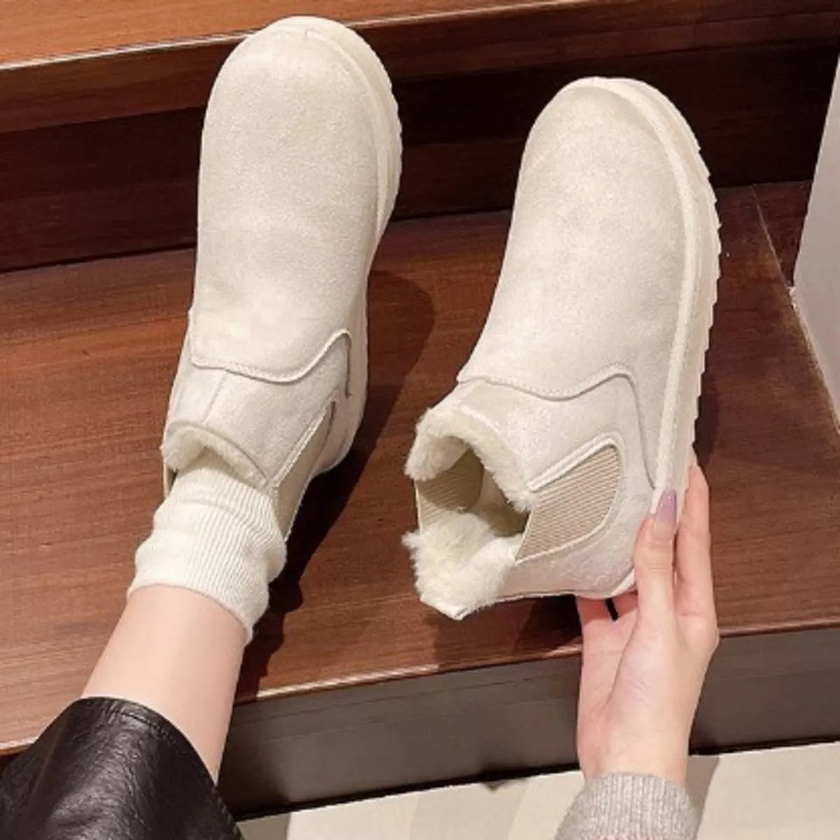 Round Toe Platform Boots