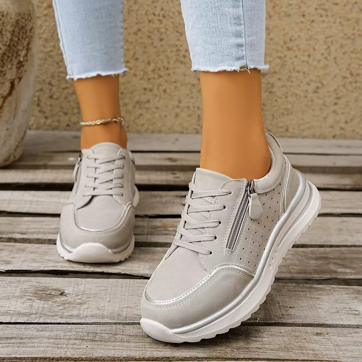 Round Toe Lace Up Sneakers