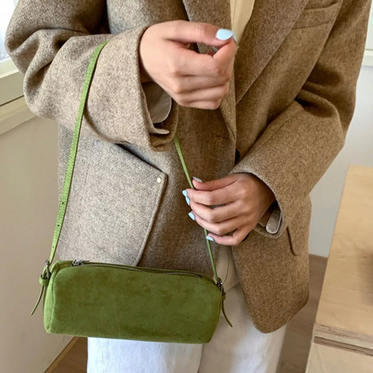 Retro Cylinder Shoulder Bag
