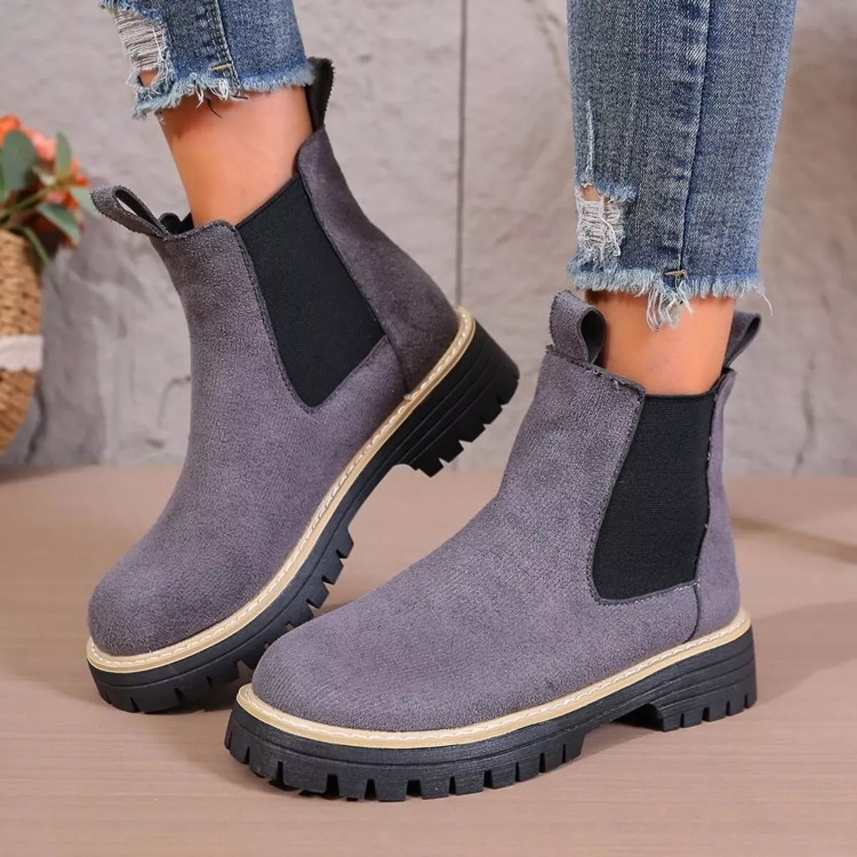 Round Toe Platform Boots