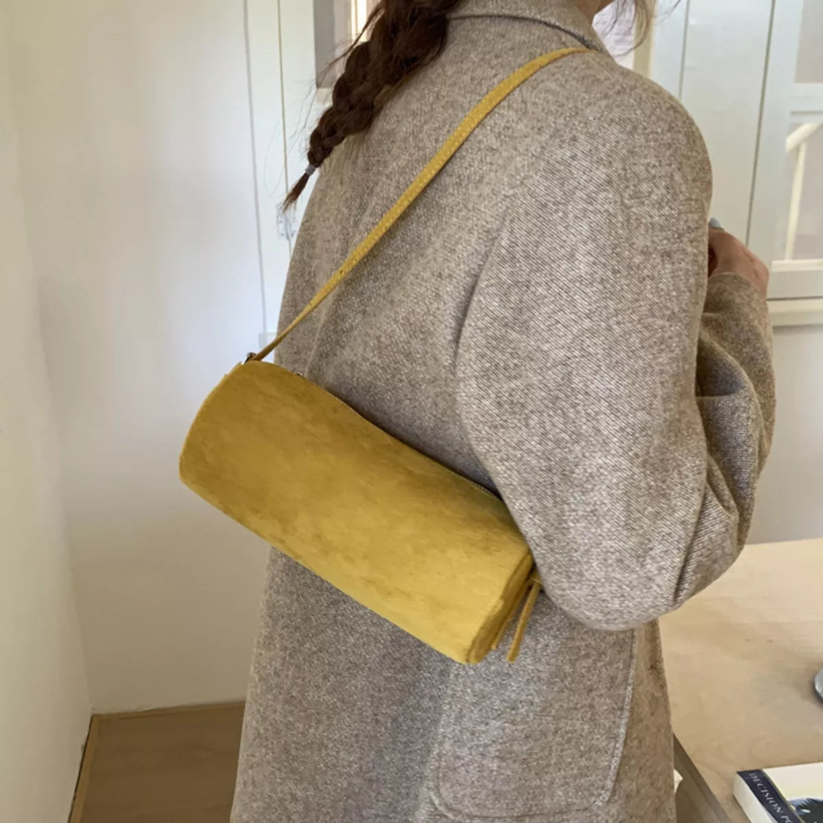Retro Cylinder Shoulder Bag