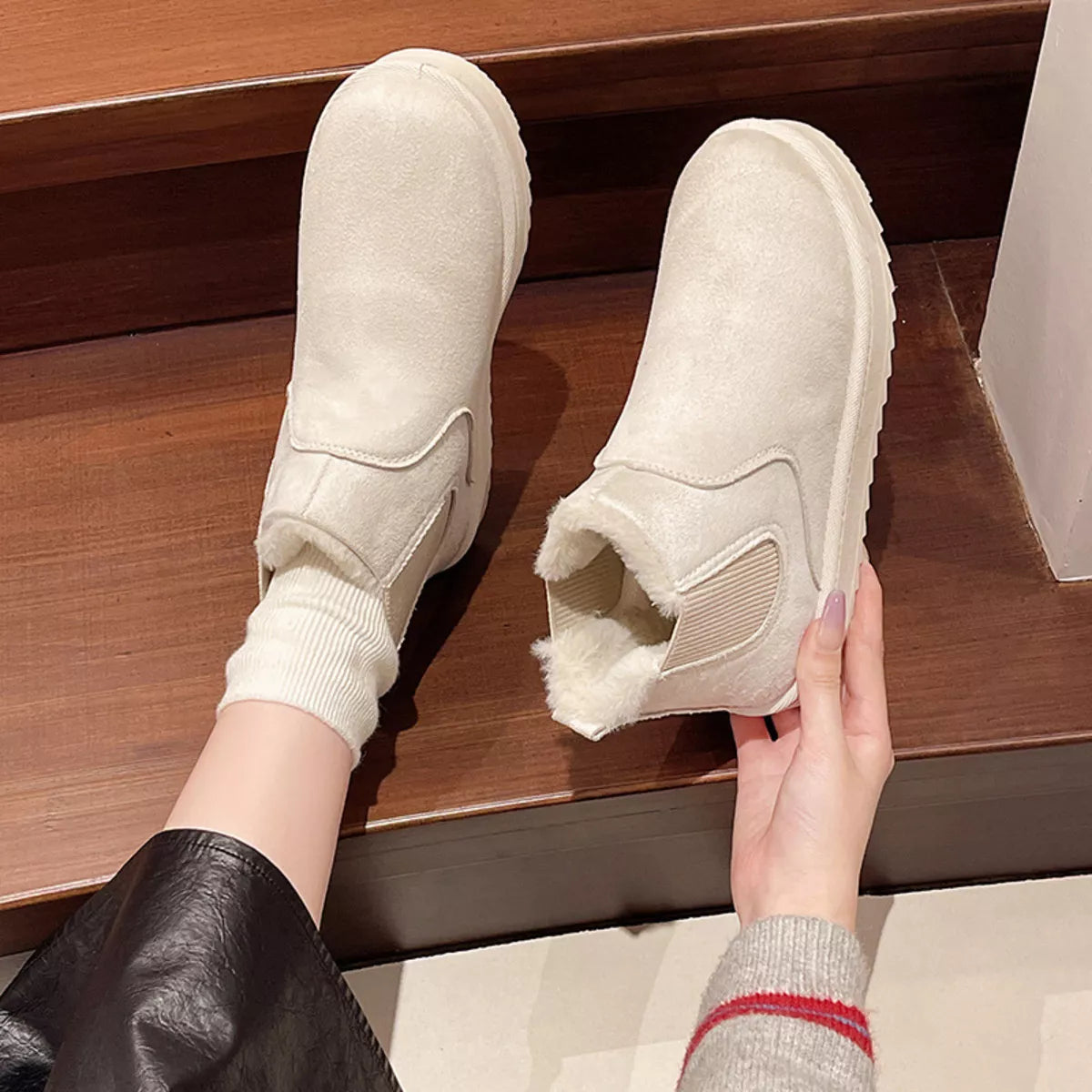 Round Toe Platform Boots