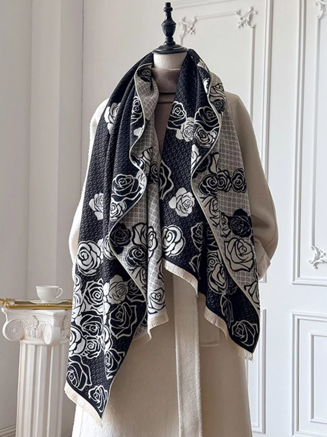 Rose Pattern Warm Scarf