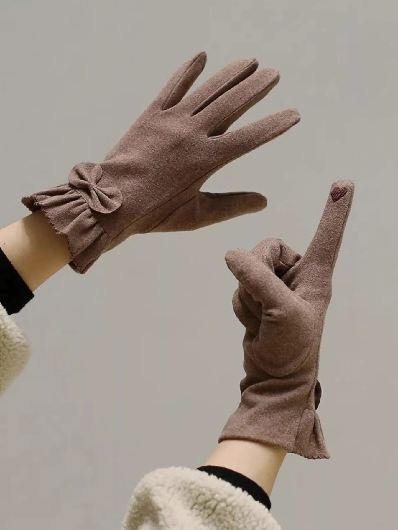Ruffled Cuff Bow Gloves