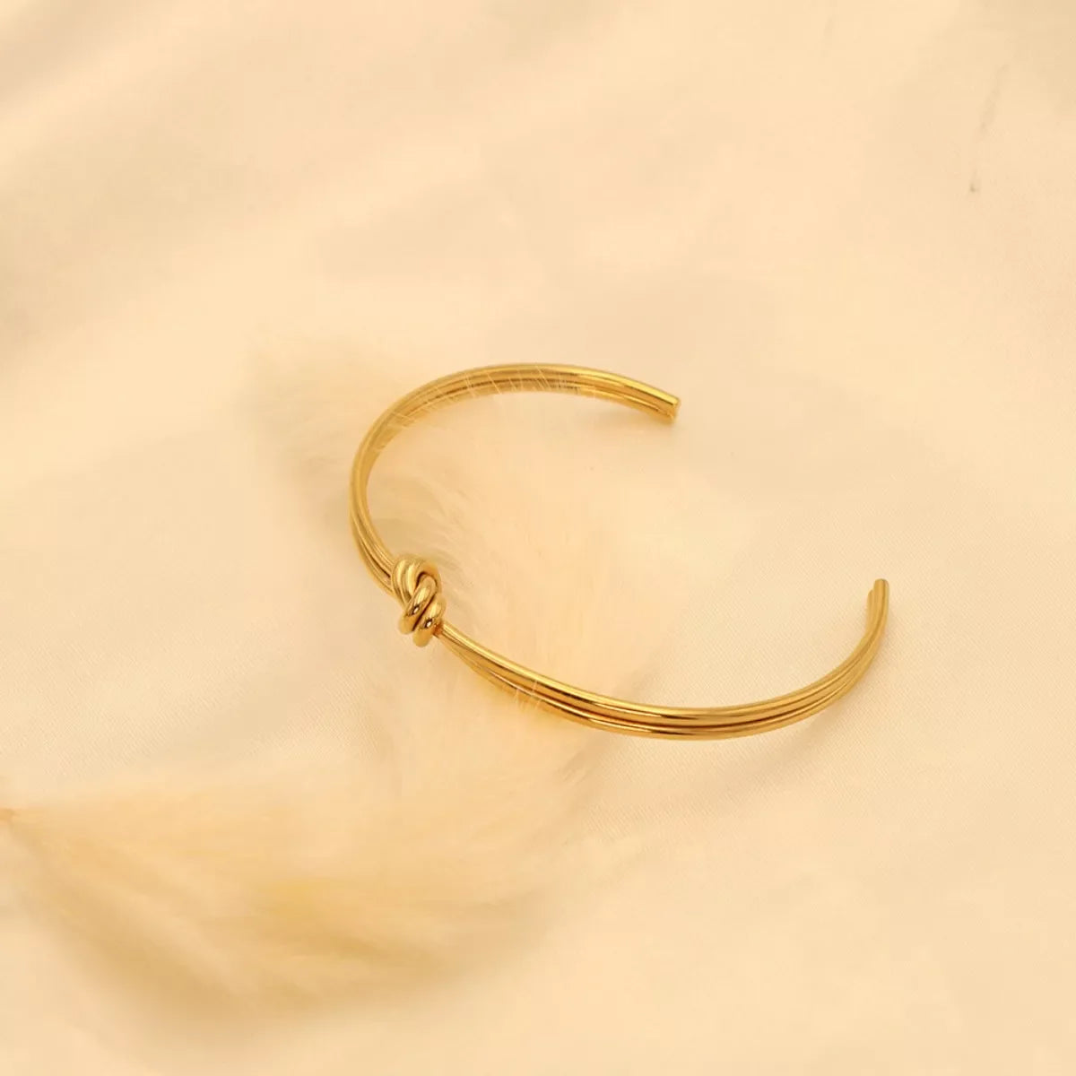 18K Gold-Plated Knot Open Bracelet