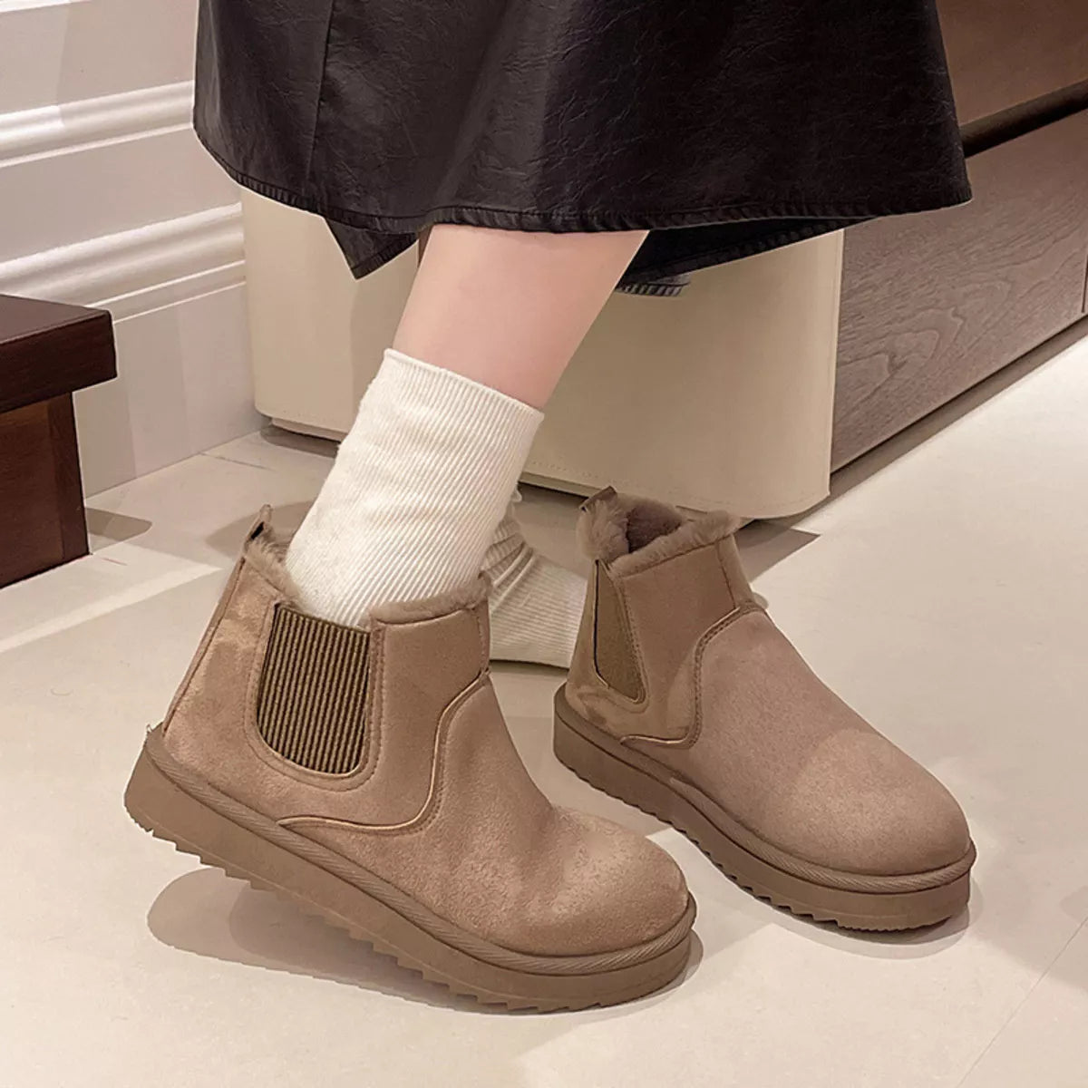 Round Toe Platform Boots