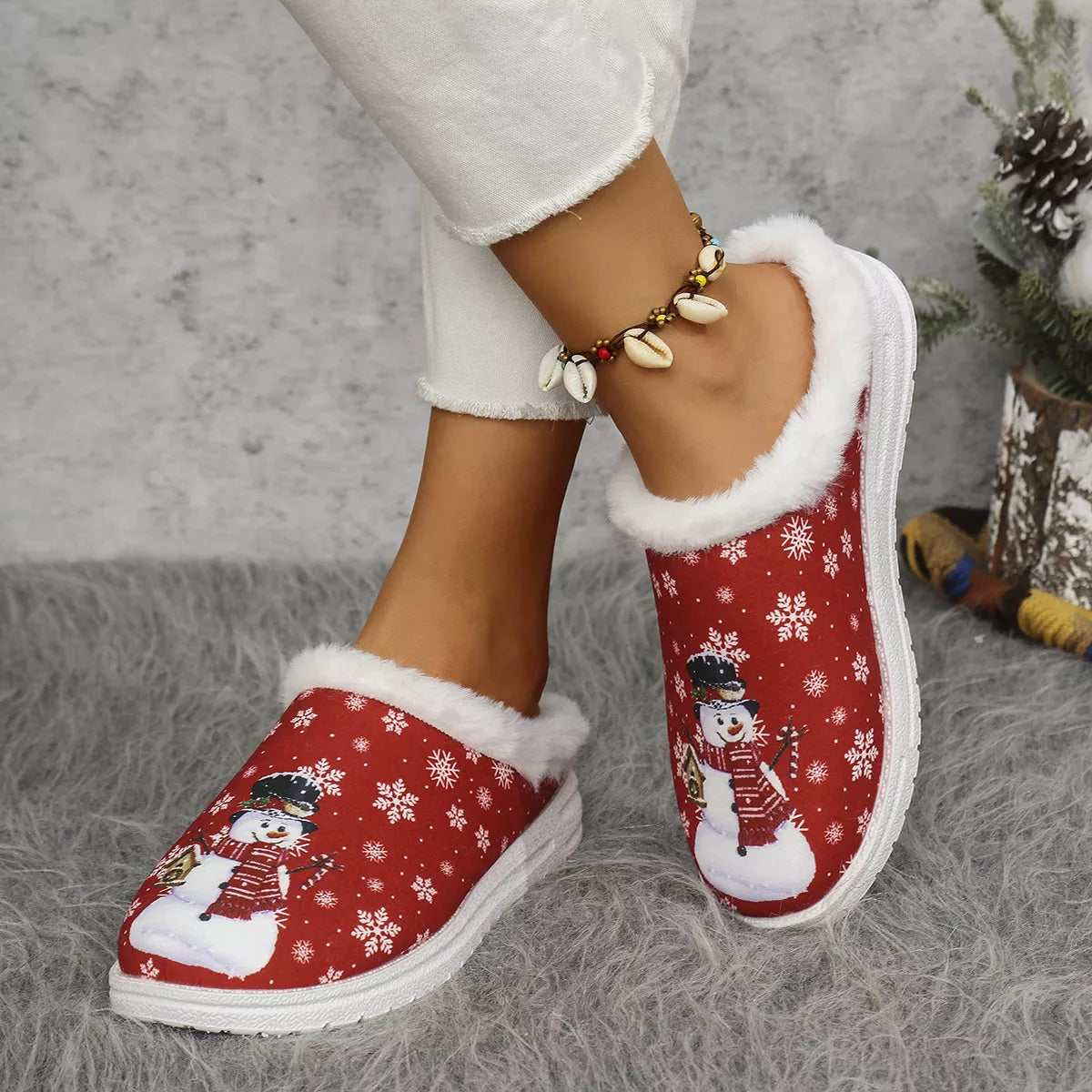 Christmas Snowman Plush Lined Slippers