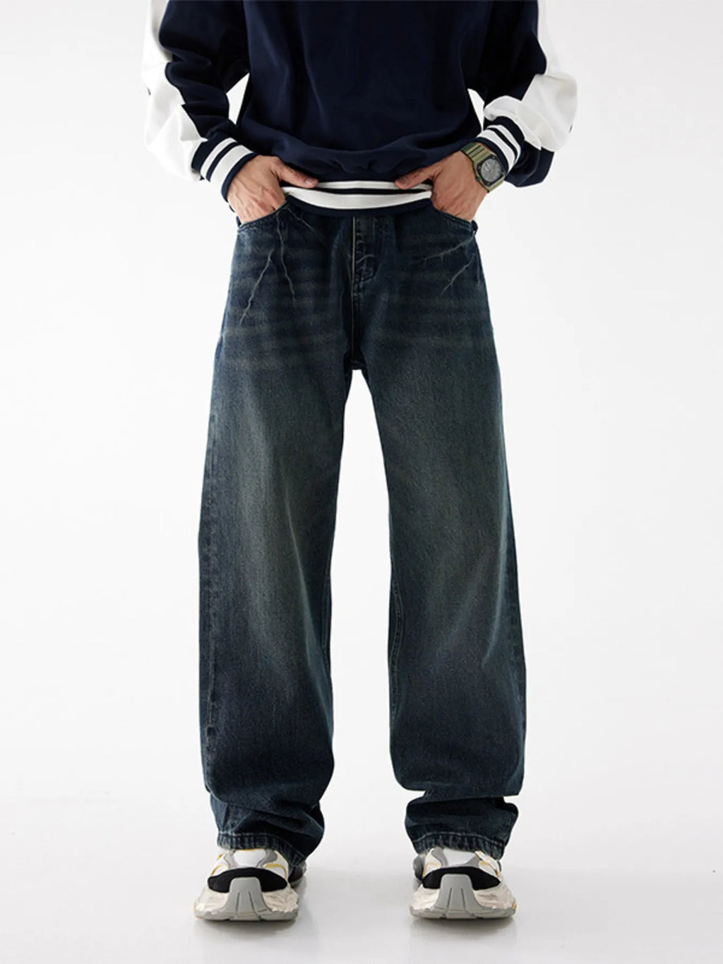 Men's Relaxed Fit Washed Jeans