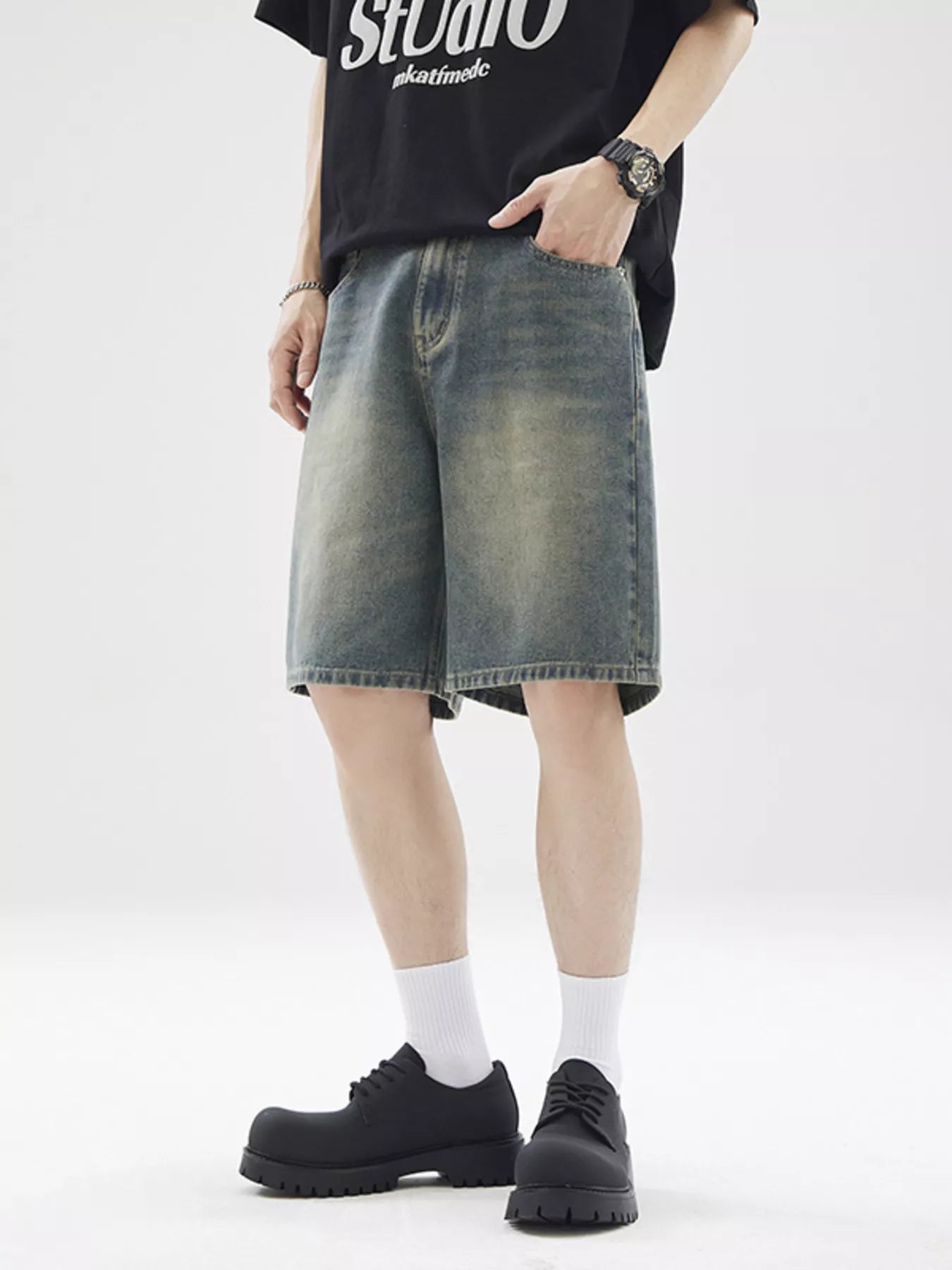 Men's Full Size Vintage Wash Wide Leg Denim Shorts Plus Size