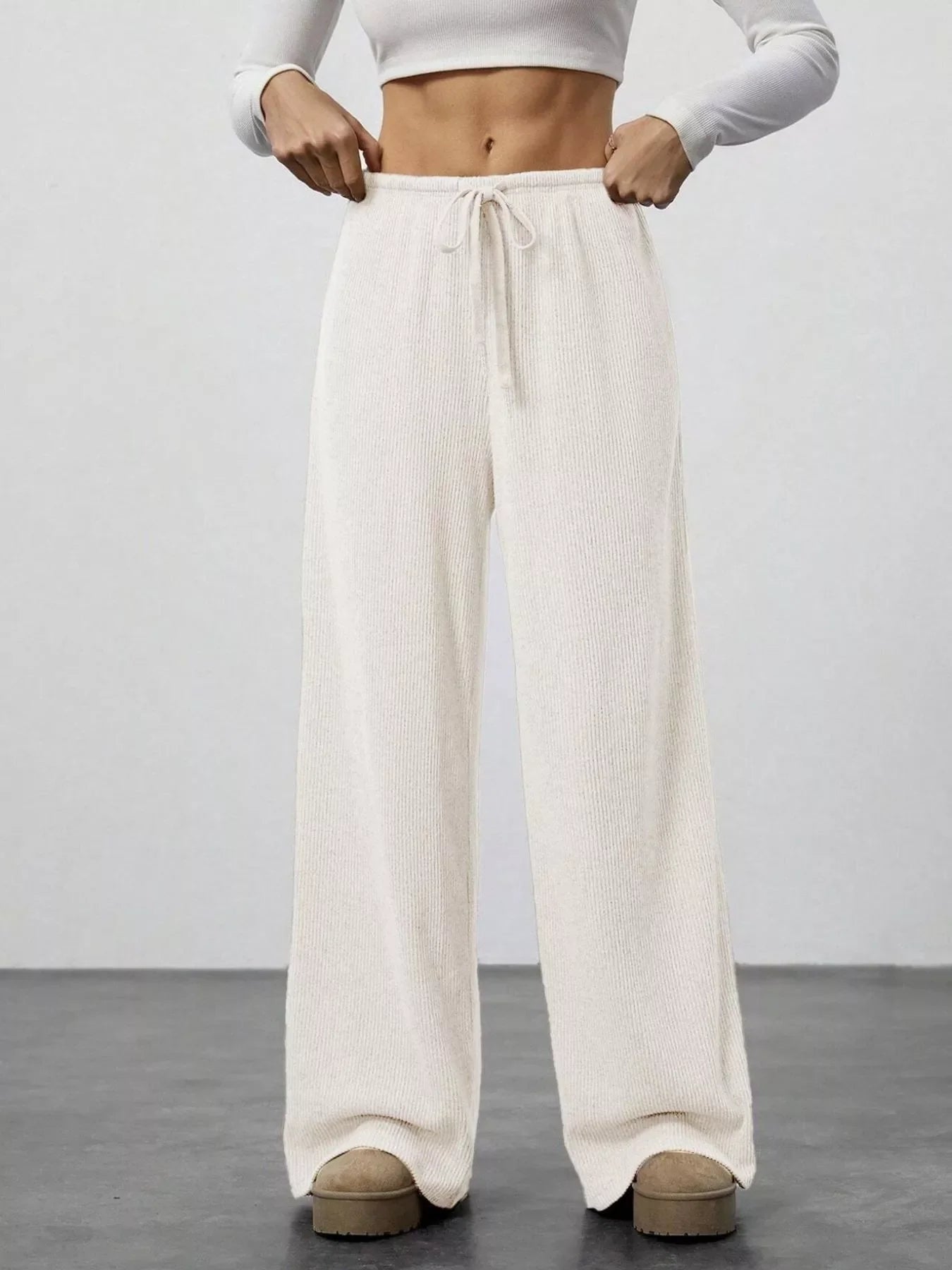 Relaxed Fit Drawstring Pants