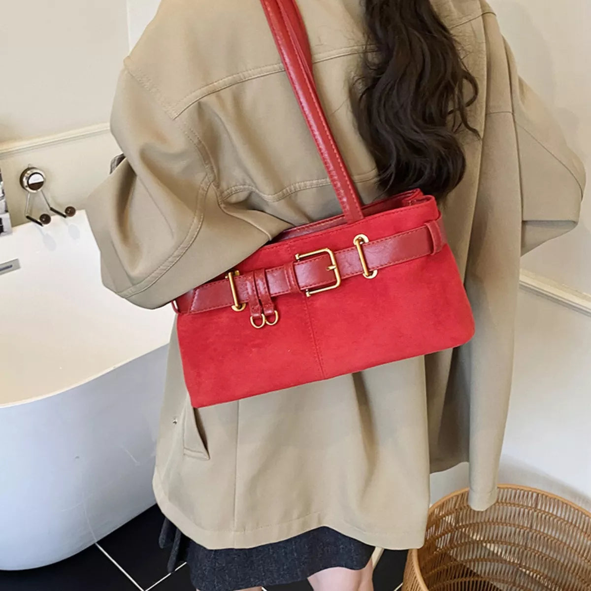 Vintage Buckle Decor Shoulder Bag